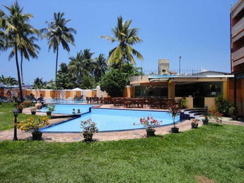 Paradise Beach Hotel Negombo Exterior photo