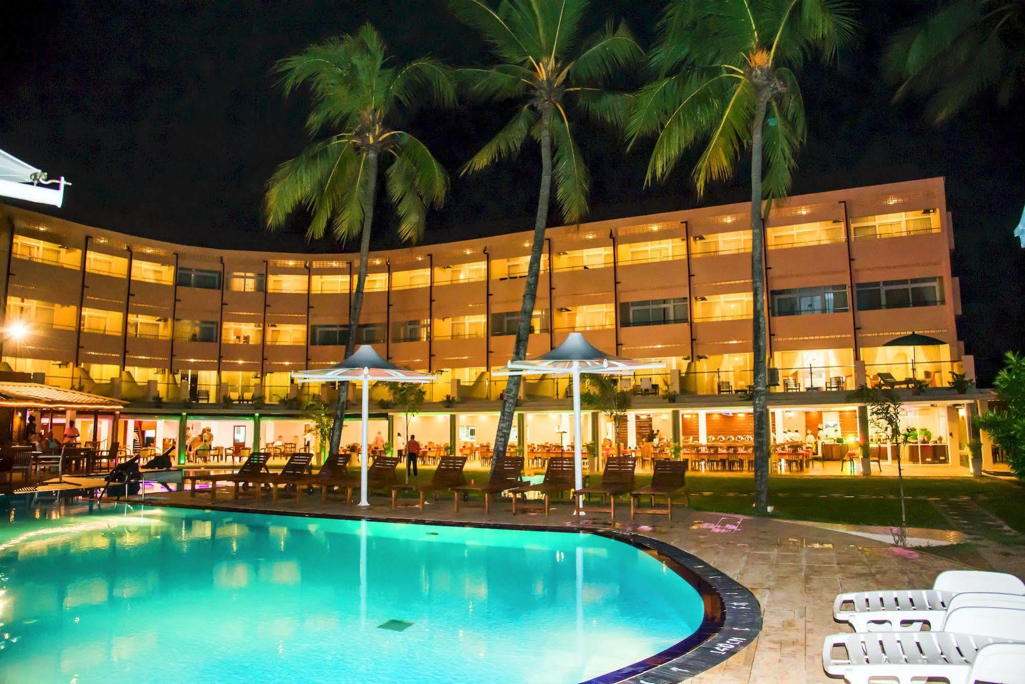 Paradise Beach Hotel Negombo Exterior photo